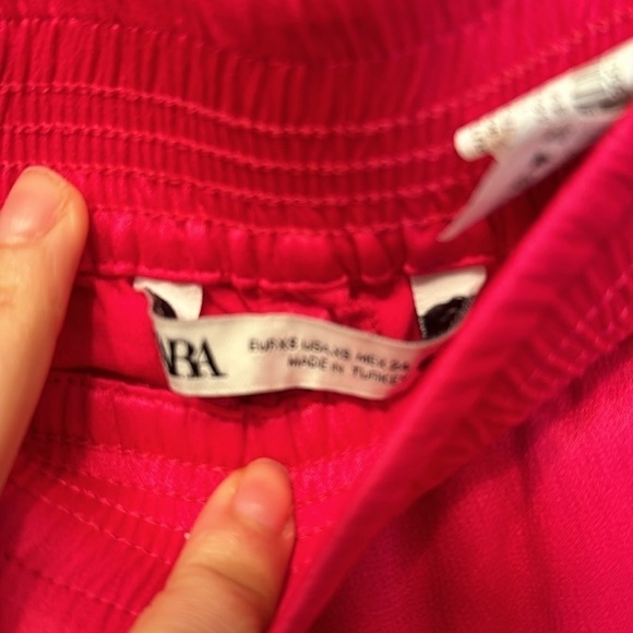 Sold out in stores! Zara fushia pink pants satin like pants woman size XS - Picture 8 of 10